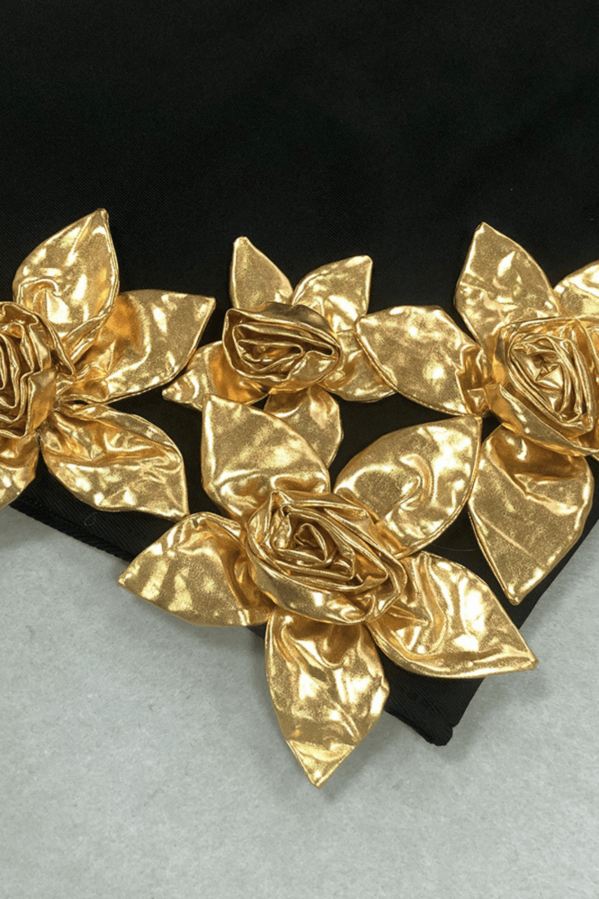 Everly Cutout Star Long Sleeve Mini Dress – Luxeles