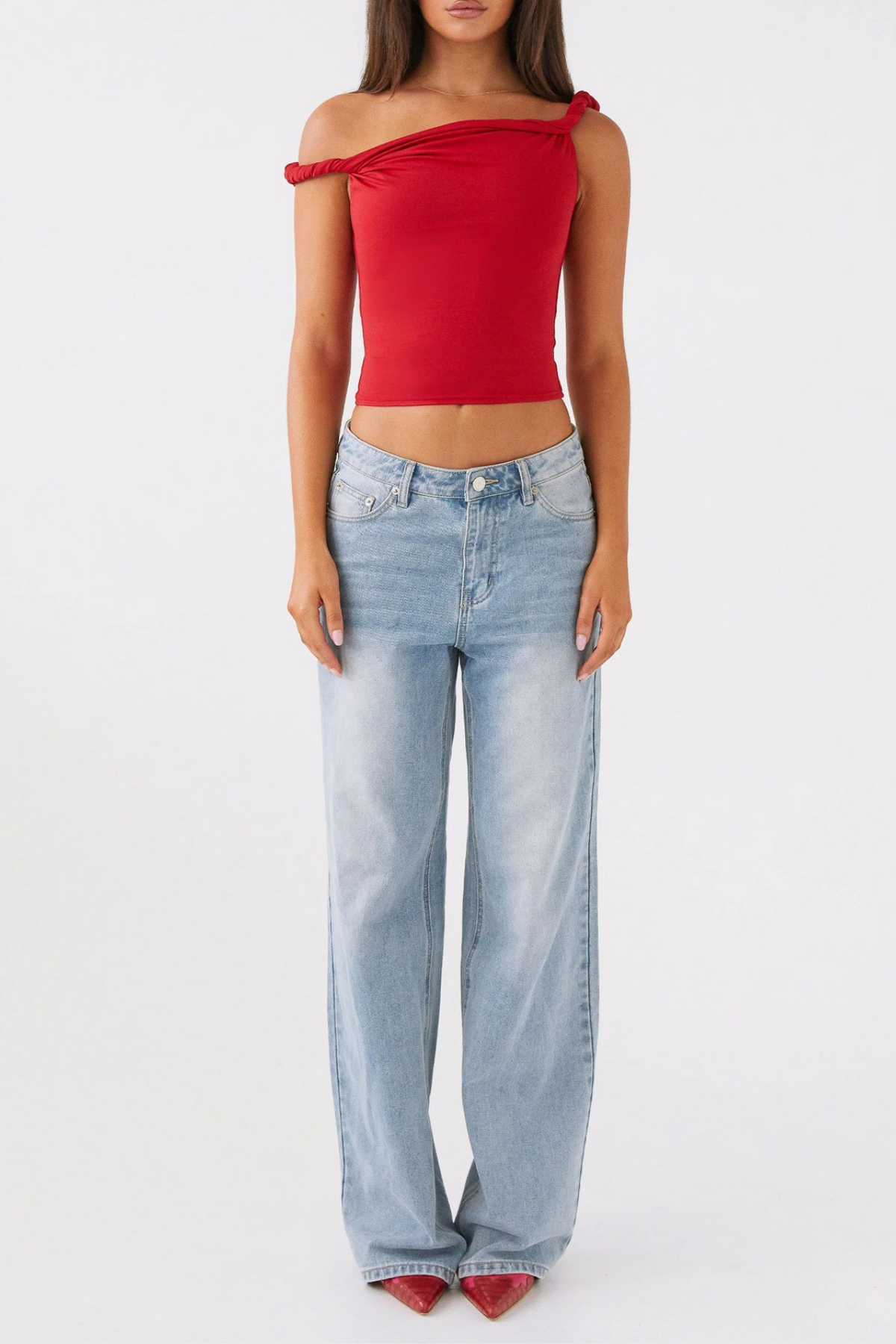 Noa Twist Asymmetric Top In Red – Luxeles