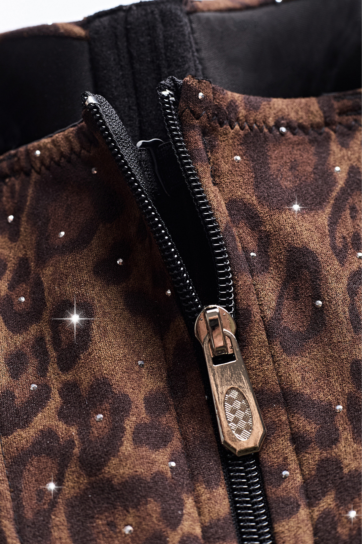 Frances Leopard Rhinestone Top – Luxeles