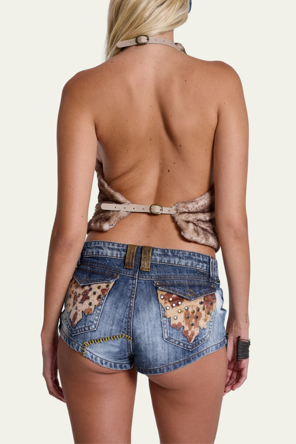 Lennon Faux Fur Halter Neck Backless Top – Luxeles