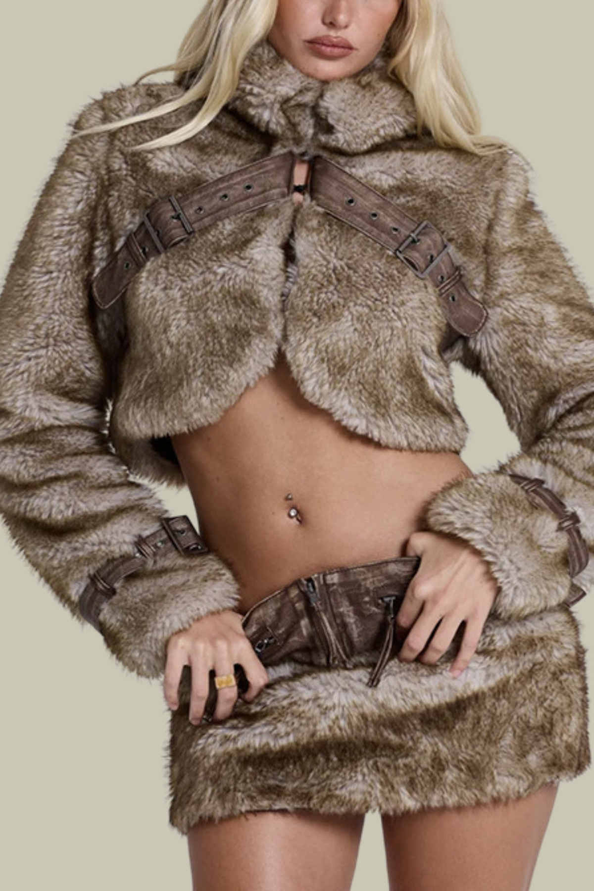 Summer Faux Fur Buckle Skirt Set